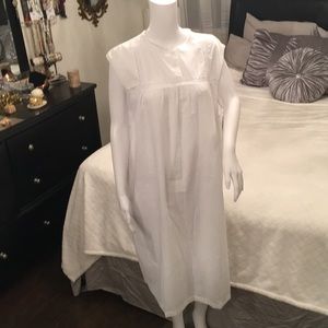 Nancy king vintage inspired night gown white NWT
